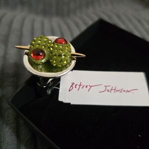 Betsey Johnson Olive Martini Ring